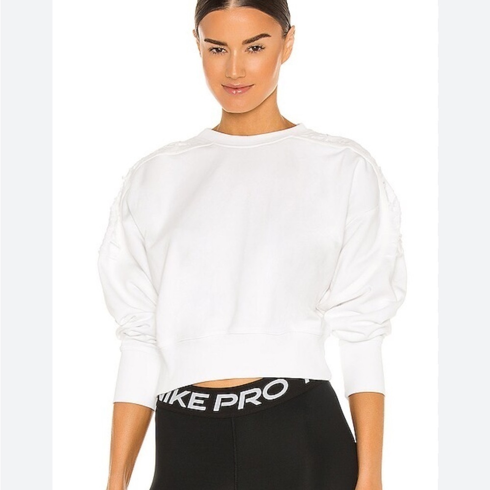 Nike Thermal Fleece Crop Sweatshirt Crisscross Trim in White Size Medium